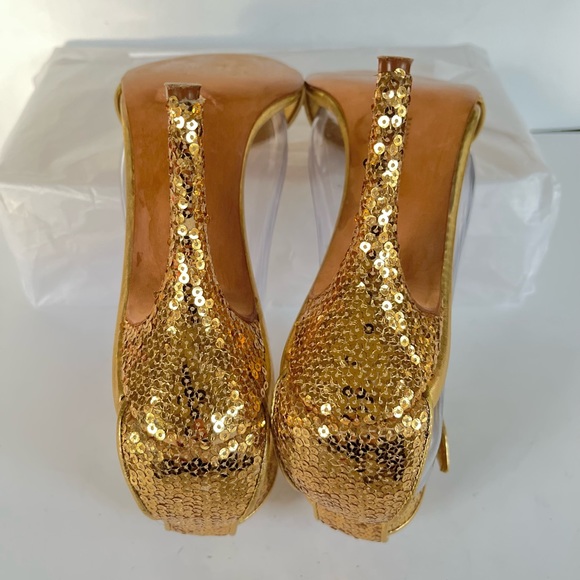 Manolo Blahnik gold sequin heels with crystal buckle 38